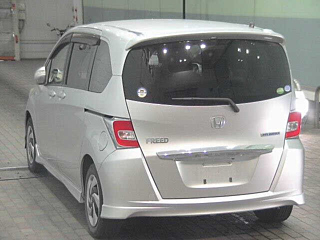 HONDA FREED 2015