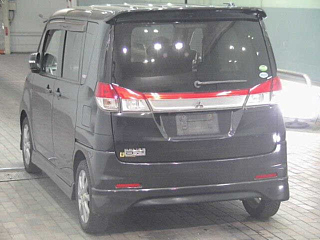 MITSUBISHI DELICA D2 2013