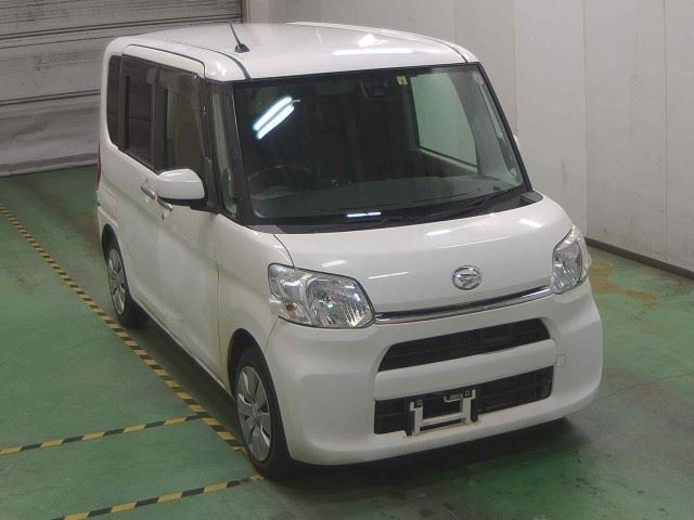 DAIHATSU TANTO 2016