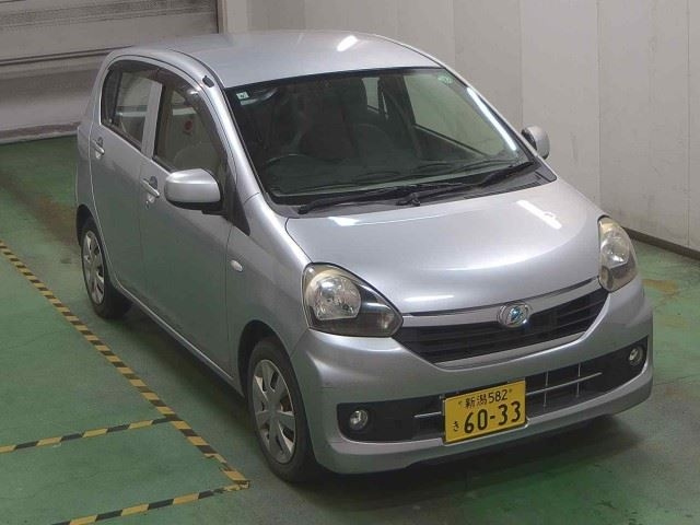DAIHATSU MIRA E S 2013