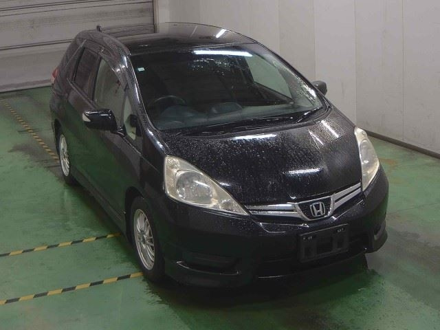 HONDA FIT SHUTTLE 2011