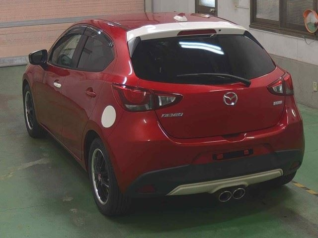 MAZDA DEMIO 2015