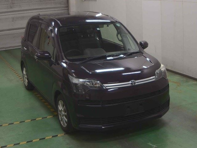 TOYOTA SPADE 2016