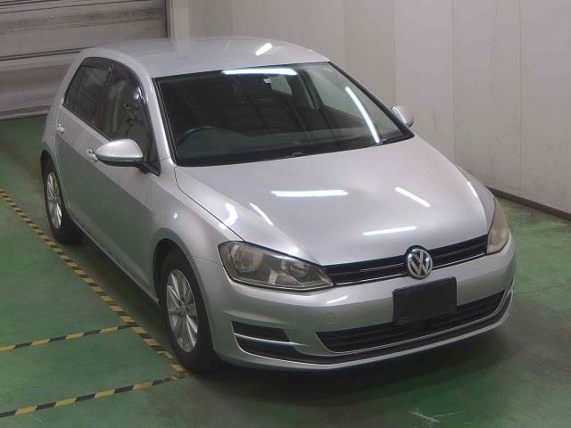 VOLKSWAGEN GOLF 2014