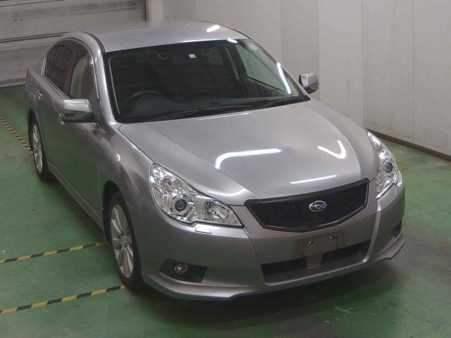 SUBARU LEGACY B4 2010