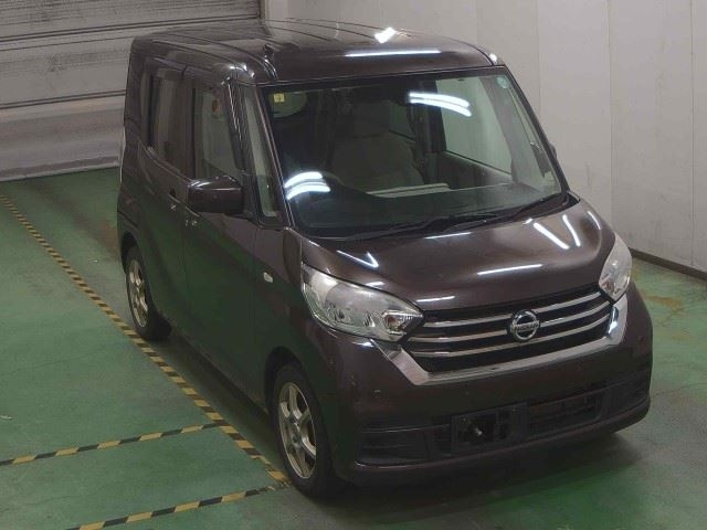 NISSAN DAYZ ROOX 2018