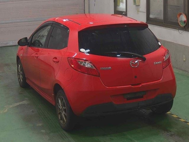 MAZDA DEMIO 2011