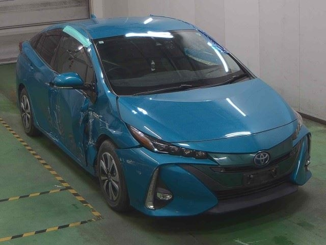 TOYOTA PRIUS PHV 2017