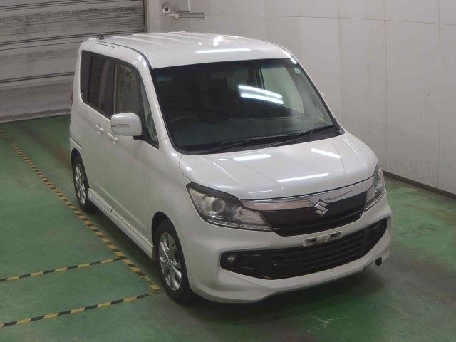 SUZUKI SOLIO 2015