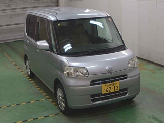 DAIHATSU TANTO 2008