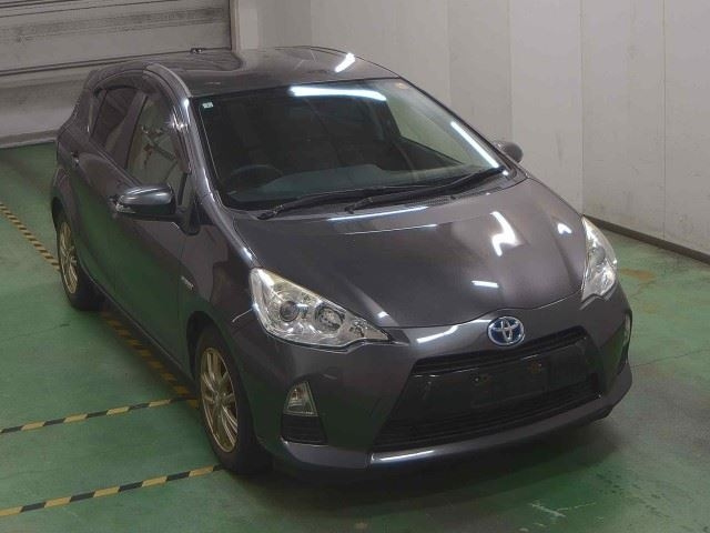 TOYOTA AQUA 2014