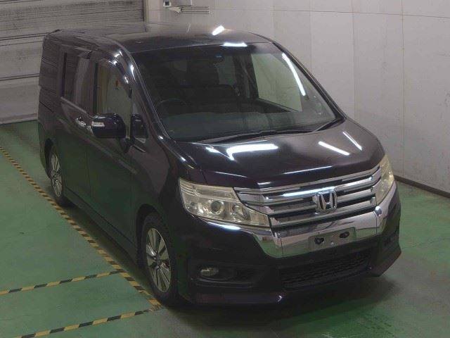 HONDA STEP WAGON 2012
