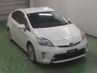TOYOTA PRIUS 2015