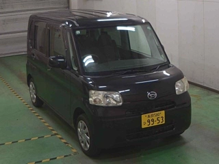 DAIHATSU TANTO 2011