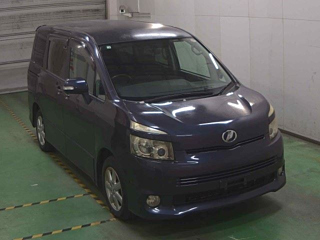 TOYOTA VOXY 2008