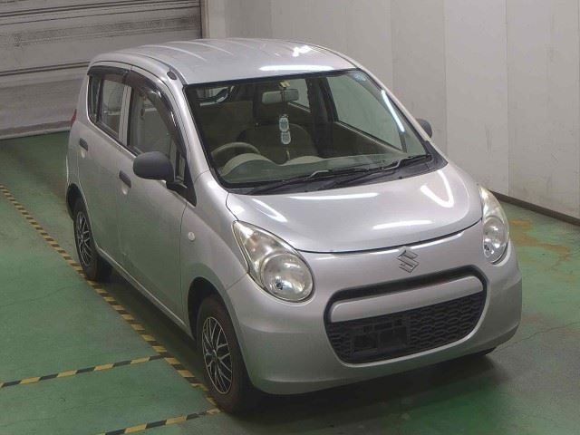 SUZUKI ALTO 2013