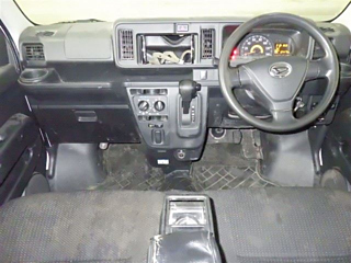 DAIHATSU HIJET VAN 2019