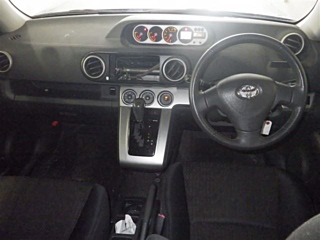 TOYOTA COROLLA RUMION 2010