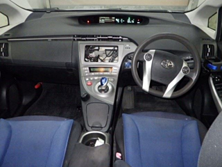 TOYOTA PRIUS 2012