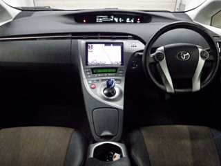 TOYOTA PRIUS 2015