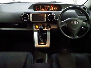 TOYOTA COROLLA RUMION 2010
