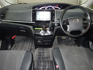 TOYOTA ESTIMA 2014
