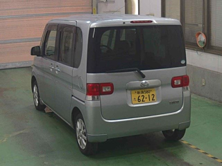 DAIHATSU TANTO 2008