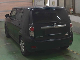 TOYOTA COROLLA RUMION 2010