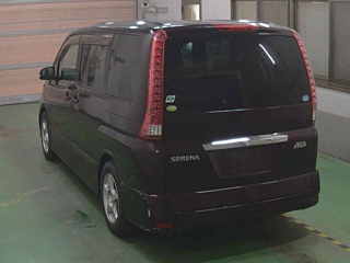 NISSAN SERENA 2010