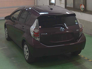 TOYOTA AQUA 2014