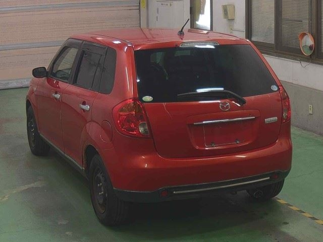 MAZDA VERISA 2012