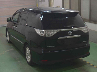 TOYOTA ESTIMA 2014