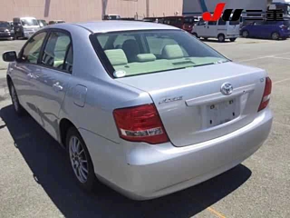 TOYOTA COROLLA AXIO 2010