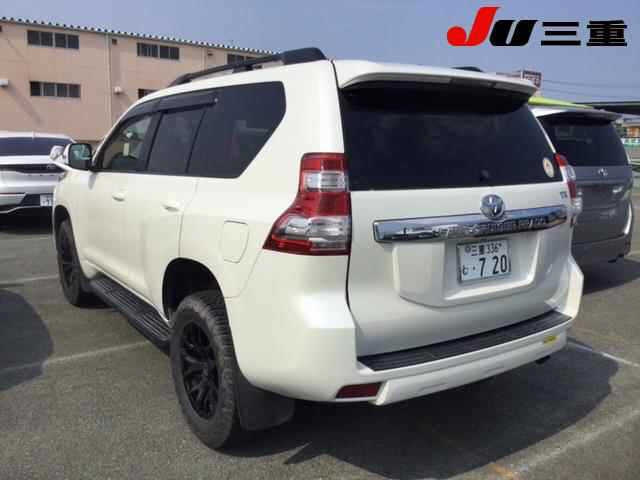 TOYOTA LAND CRUISER PRADO 2016