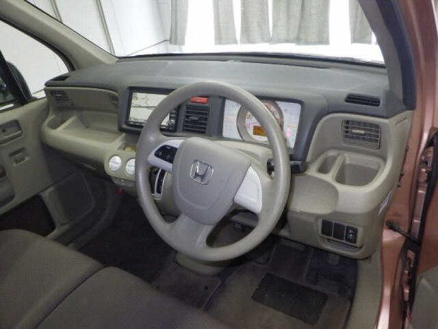 HONDA LIFE 2009