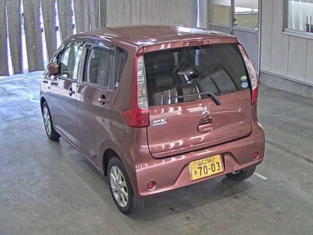 MITSUBISHI EK WAGON 2013