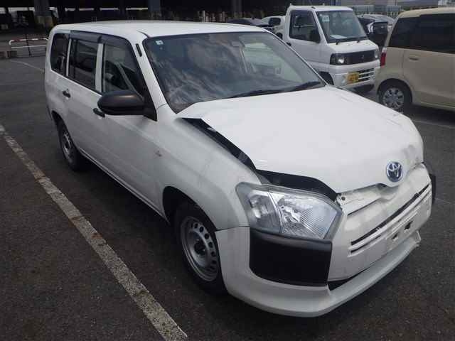 TOYOTA PROBOX 2022