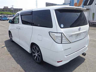 TOYOTA VELLFIRE 2008