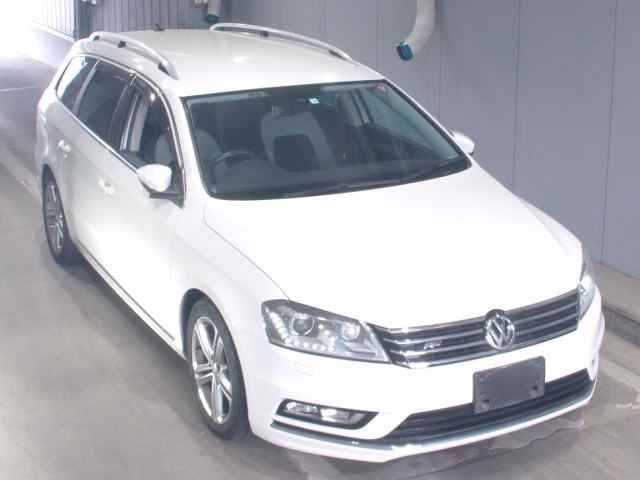 VOLKSWAGEN PASSAT VARIANT 2014