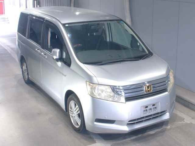 HONDA STEP WAGON 2011