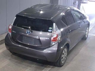TOYOTA AQUA 2014