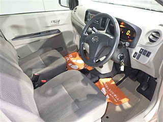DAIHATSU MIRA E S 2014