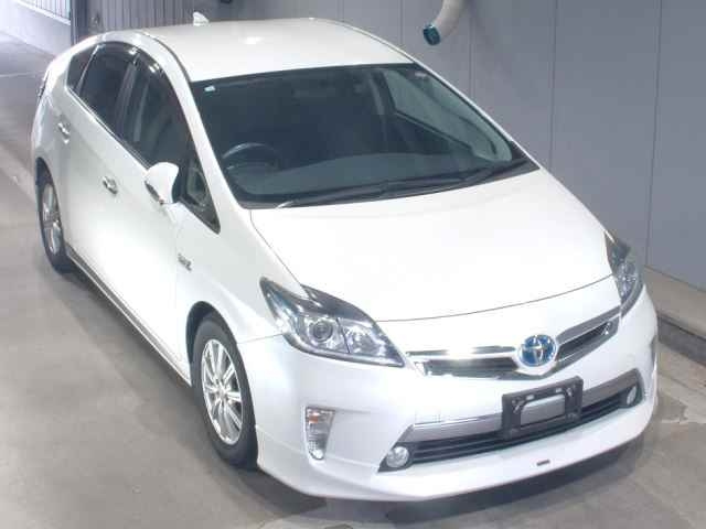 TOYOTA PRIUS PHV 2014