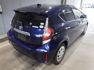 TOYOTA AQUA 2018