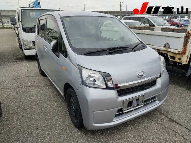 DAIHATSU MOVE 2014