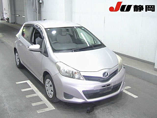 TOYOTA VITZ 2012