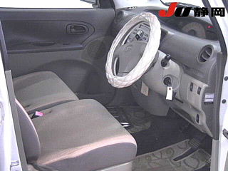 DAIHATSU TANTO 2008