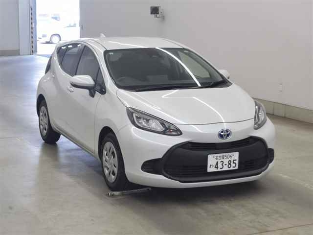 TOYOTA AQUA 2023
