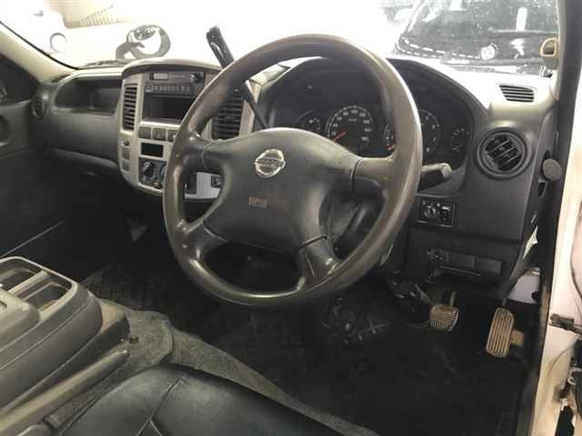 NISSAN CARAVAN VAN 2009