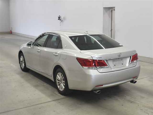 TOYOTA CROWN 2013